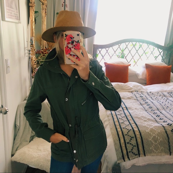 Green Cargo Jacket - Picture 2 of 9